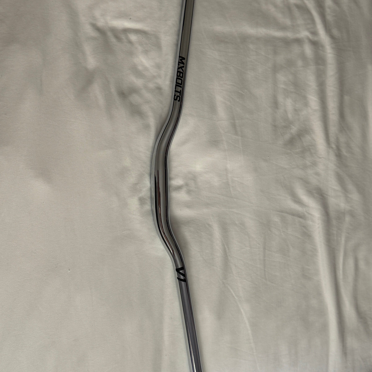 MXBOLTS Chrome Handlebar (31.8mm) (COLLECTIVE)