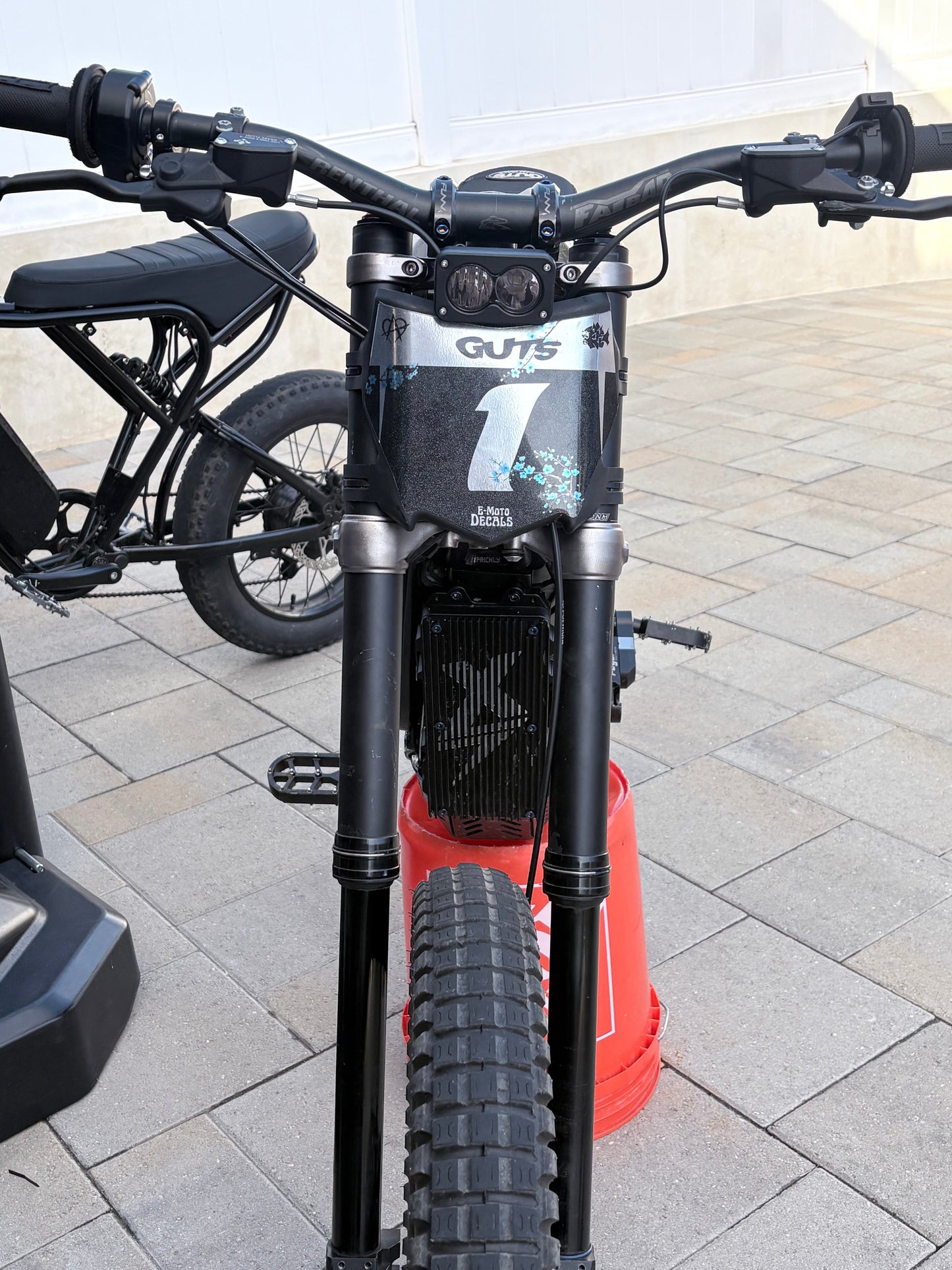 Battery Powered Baja Light